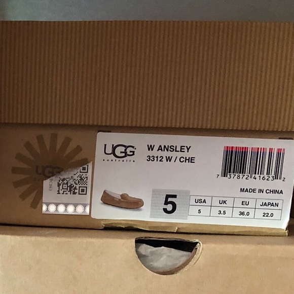 UGG Ansley Chestnut Suede Sheepskin Mocassins 🐑♥️ - Picture 6 of 6